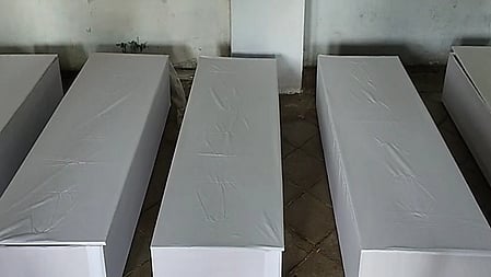 Mass coffin-making underway in Vadodara