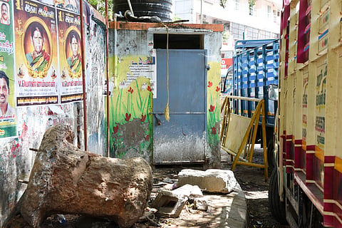 A toilet near Marakkadai bus stop in Tiruchy