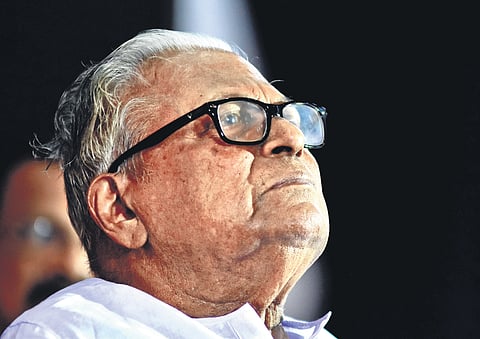 V S Achuthanandan
1923 — 2025