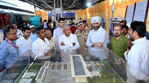 Union Minister of State for Railways V Somanna interacting with railway officials at Bhubaneswar station.