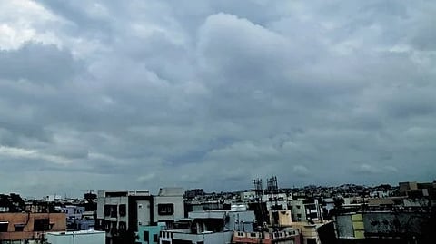 Thunderstorms accompanied by lightning and strong winds reaching speeds of 40-50 kmph are also anticipated at isolated locations in NCAP, Yanam, SCAP, and Rayalaseema.
