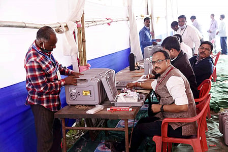 The apex court observed that the expansion of the number of documents by the ECI is a "voter-friendly" and not "anti-voter" exercise.