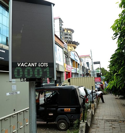 The remaining available slots are then displayed in real time on a digital board at the entrance, giving motorists an instant snapshot of occupancy before they drive in.