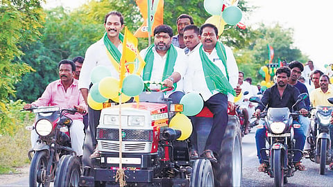 Dola said the PM Kisan–Annadata Sukhibhava scheme exemplifies the coalition government’s commitment to farmers.