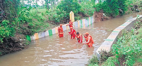 NDRF personnel looking for the bodies of the two missing women