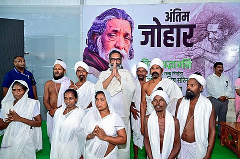 Jharkhand CM Hemant Soren attends a special prayers by followers of the Birsaite sect for the peace of soul of former Jharkhand CM and JMM founder patron Shibu Soren, in Nemra on Monday.