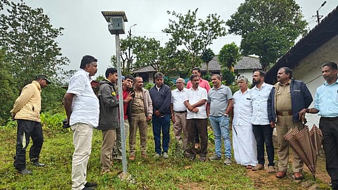 In a first, officials of the Gudalur forest division took a group of people in and around Gudalur to Valparai in Anamalai Tiger Reserve (ATR) to study the progress of the virtual solar fencing.