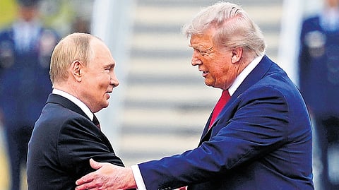 US President Donald Trump with Russian President Vladimir Putin