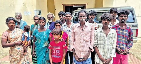 17 Irulars sought refuge at the Cuddalore RDO on Monday