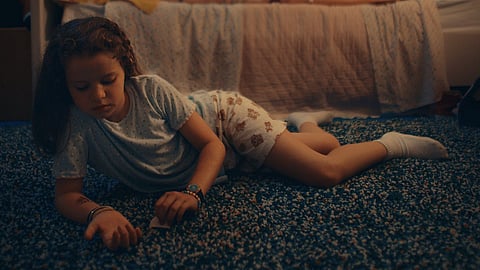 A still from Le Bambine (Mosquitoes)