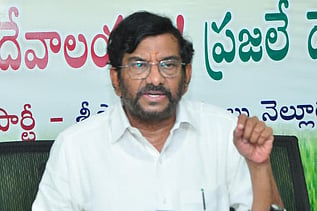 Sarvepalli MLA Somireddy Chandramohan Reddy speaking to the media in Nellore