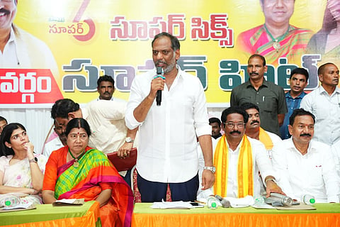 Minister Gottipati Ravikumar inaugurated a bus stop and addressed a gathering in Vinukonda in Palnadu district on Wednesday.