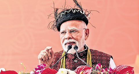 Buy & sell swadeshi for self-reliant India: Modi