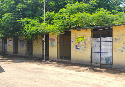 The commercial complex with 17 shops at the Perarignar Anna Bus Stand in Velippalayam was constructed at a cost of Rs 30 lakh nearly four years ago.