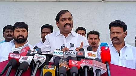 Tamizhaga Vazhvurimai Katchi leader T Velmurugan.