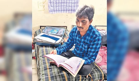 Bommali Rambabu, selected as SA in DSC.