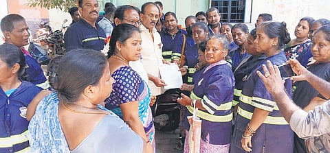 Ward councillors receive petitions from the sanitary workers who have been staging protest demanding job regularisation under GCC on Tuesday