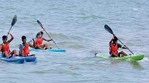 School students participating in a sea kayaking contest in Nagapattinam
