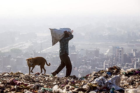 A major contributor in air pollution, methane arising from untreated waste and smoke out of landfill fires account for substantive share in PM2.5 emissions