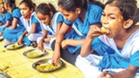 In August, the SME department announced to provide fruits to vegetarian students or students who do not wish to eat eggs, in MDM.