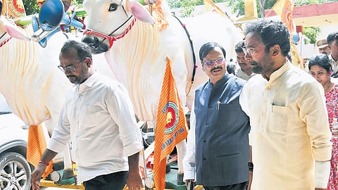 Union Minister G Kishan Reddy arrives at the Somajiguda Press Club for a ‘Meet the Press’ programme in Hyderabad on Thursday