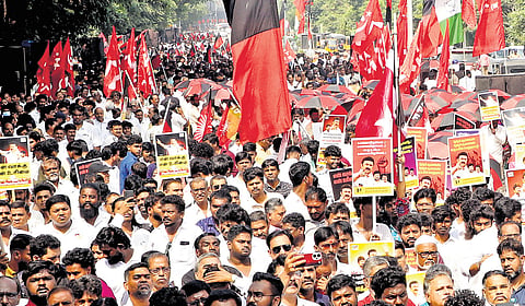 Members of the DMK and its allies stage protest on Sivananda Salai, Chennai, demanding the ECI to stop the hasty SIR exercise in Tamil Nadu