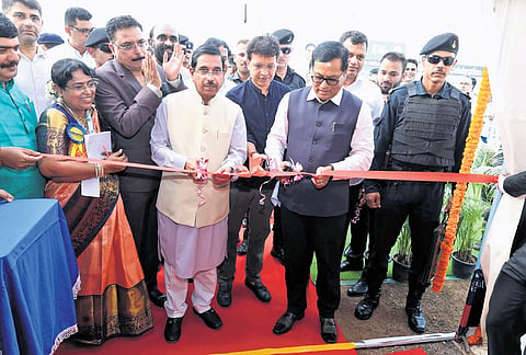 Union ministers Sarbanand Sonowal and Pralhad Joshi, Dakshina Kannada MP
Capt Brijesh Chowta, New Mangalore Port Authority Chairman Dr AV Ramana and others at the golden jubilee celebrations of NMPA in Mangaluru on Thursday