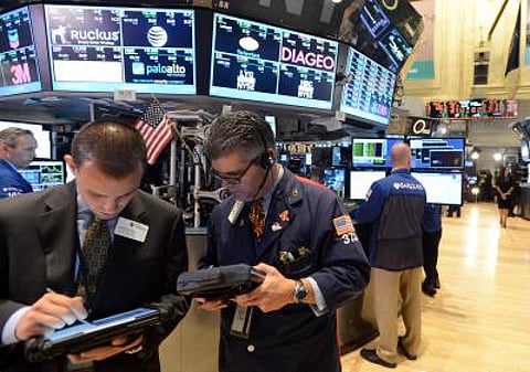 US markets tumble as tech stocks fall.