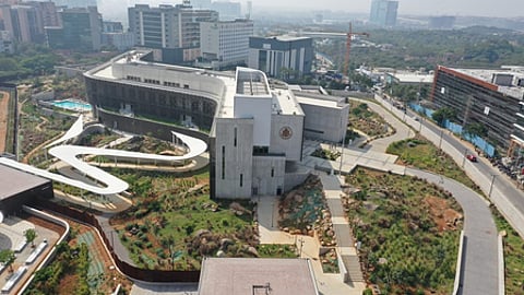 US Consulate road in Hyderabad