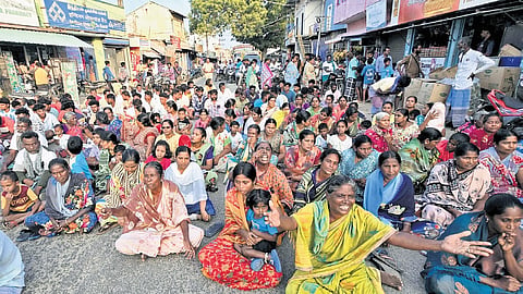 Family members of the arrested fishermen staged a road roko in Rameswaram on Tuesday demanding the release of their kin