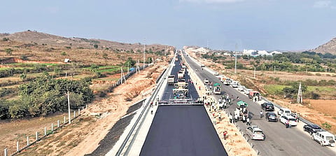 The project will reduce travel distance by 100 km and cut travel time by 4 hours.
