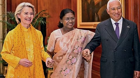 Dye-namic ties: B'luru experts on Indian textiles gaining global visibility