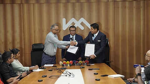 KMRL and IISc Bengaluru signed a MoU to undertake joint research and implimentation in the areas of sustainable urban mobility and public transport systems.