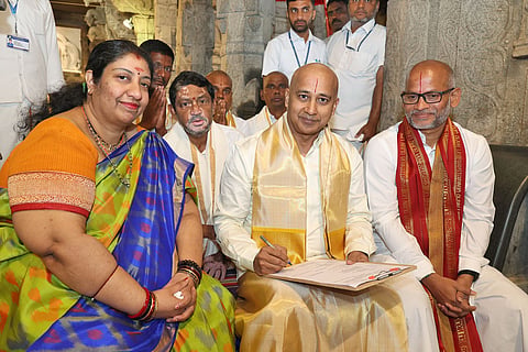 Special Chief Secretary Muddada Ravichandra assumed charge as TTD Executive Officer inside Tirumala temple on Friday.