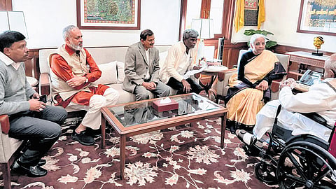 Karnataka delegation with Union Finance Minister Nirmala Sitharaman