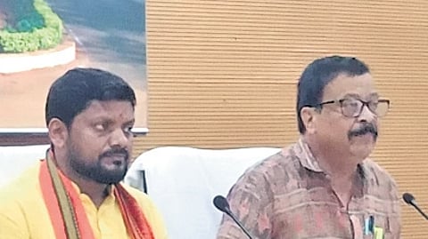 Amid paddy purchase row in Odisha, Minister Suresh Pujari urges Opposition for talks