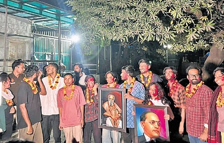 Those released included JNUSU President Aditi, Vice President Gopika, Joint Secretary Danish, former President Nitesh Kumar, AISA All India President Neha, and other student activists.