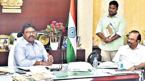Officials and public representatives also discussed other development works.