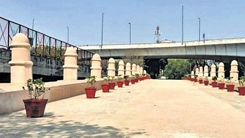 Barapullah Bridge