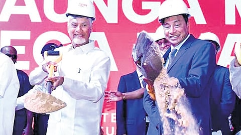 CM Naidu and ArcelorMittal Executive Chairman Lakshmi Mittal at the foundation-laying ceremony of the AMNS India plant