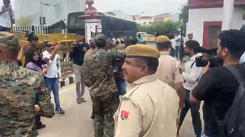 Police personnel deployed at the site erected barricades to restrict entry, leading to a face-off between the protesters and the authorities.