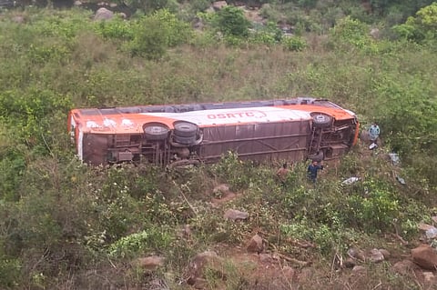 One passenger died and another 20 suffered injuries when a bus belonging to OSRTC plunged into the valley and overturned Near Panasamanagudi village in the Sunki Ghat section at Andhra Odisha border on Saturday.