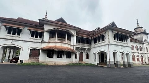 Kowdiar Palace