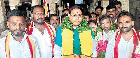 Youth from Nagari in Chittoor district campaigned in support of an MLA aspirant for Tiruttani constituency on Tuesday