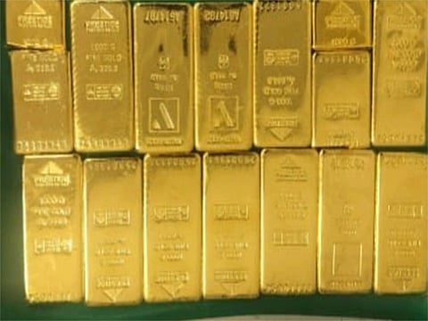 At least six fund houses have put restrictions on large lump sum investments in gold ETFs