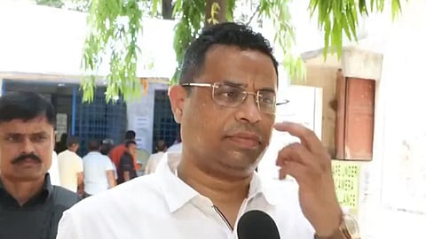 Senior BJP leader Saumitra Khan