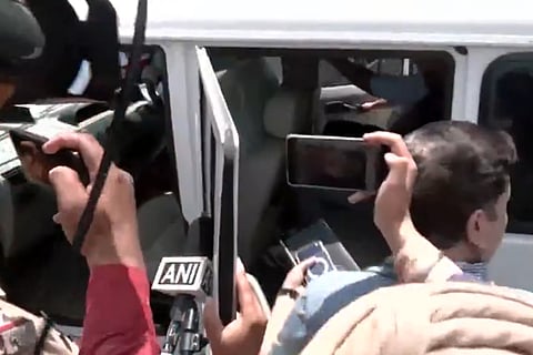 Punjab Government delegation receives Indian Nationals deported from Australia at Delhi airport.