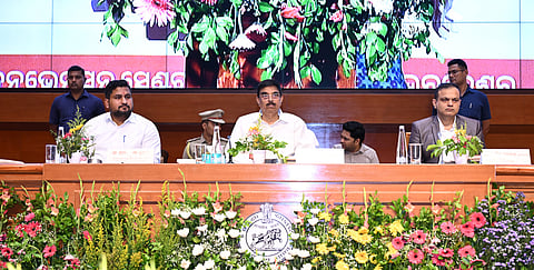 Governor Hari Babu Kambhampati and Minister Suryabanshi Suraj at the NEP 2020 wrokshop