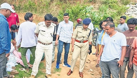 SP Swathy S Kumar conducting an investigation at the crime scene on Sunday.