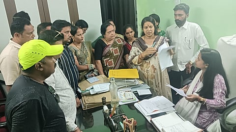 Agitator councillors of jeypore municipality discussing with executive officer on Tuesday